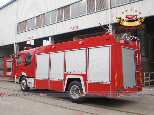 Left back view of Foam and Water Fire Truck - Dongfeng